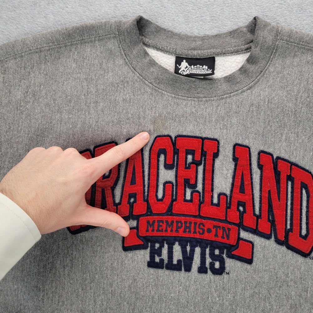 Graceland Elvis Presley Sweatshirt Mens Small Grey Embroidered Memphis TN 7374 - Picture 4 of 14